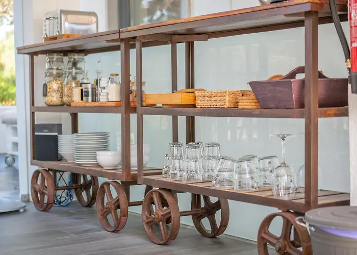 Bed & Breakfast Azen Cool House