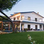 Nocleg ze śniadaniem Azen Cool House 3*