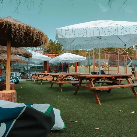 Azen Cool House Alojamento de Acomodação e Pequeno-almoço