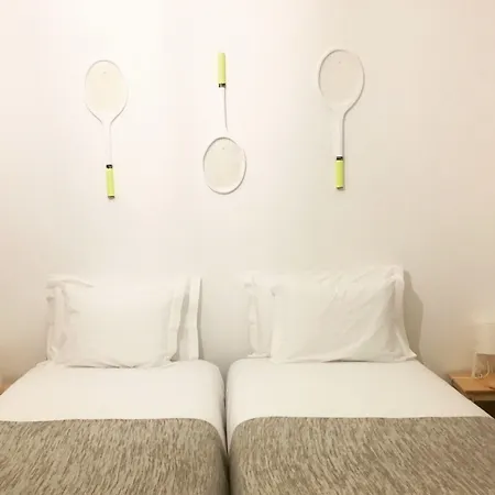 Bed and breakfast Azen Cool House 3*
