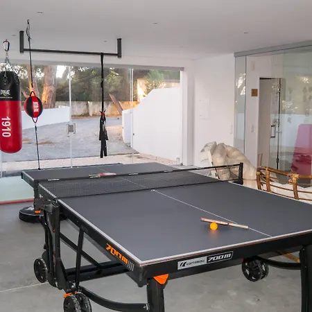 Alojamento de Acomodação e Pequeno-almoço Azen Cool House 3*