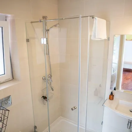 Azen Cool House Bed & Breakfast 3*