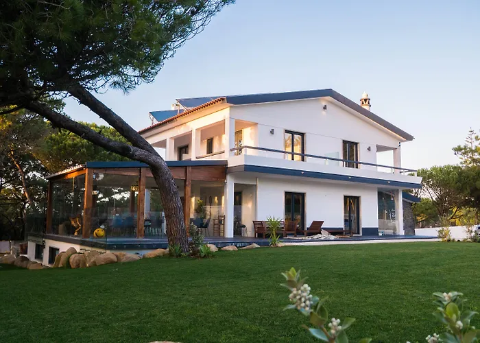 B&B Azen Cool House 3*