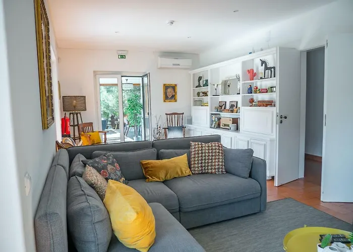 Azen Cool House B&B