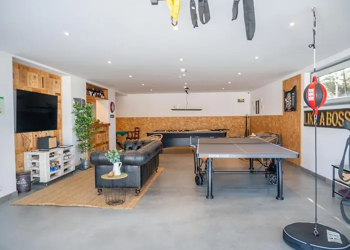 B&B Azen Cool House 아젠하스도마르